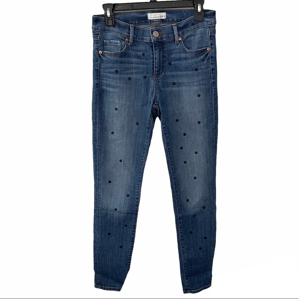 LOFT Modern Skinny Blue Jeans With Black Polka Dots Size 27/4